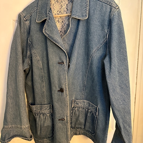 Ladies J. Jill "Out of the Blue" Denim Jacket W/Inner Lace Gathered Back MED - Picture 3 of 16